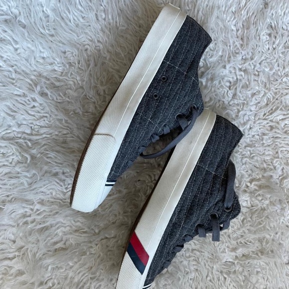 Pro Keds Men's size 9 Grey Quited Sneakers NWOT - Picture 3 of 6